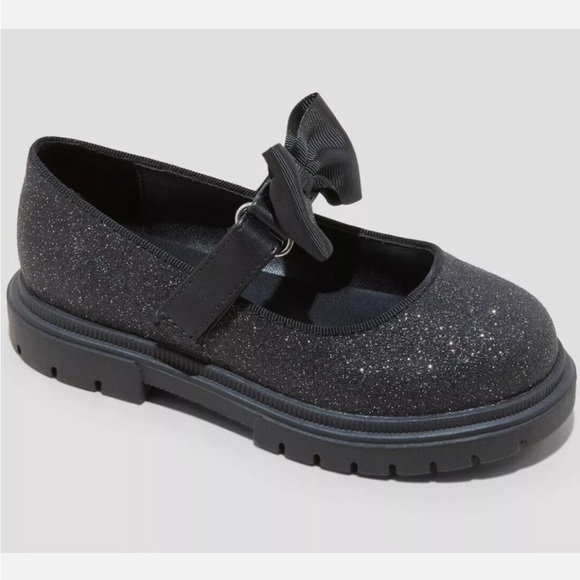 Cat & Jack Other - Cat & Jack Sparkly Black Dress Shoes